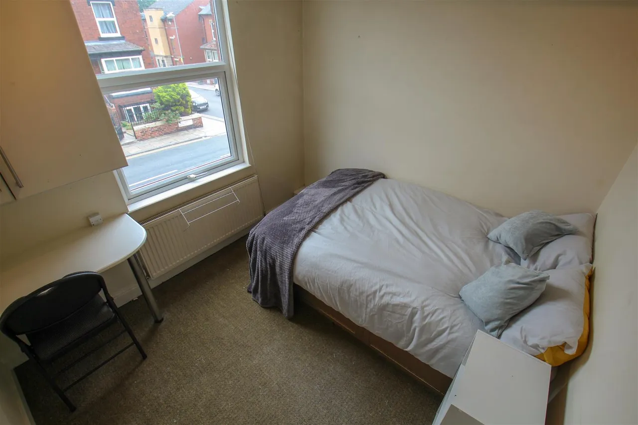 Trelawn Avenue, Headingley, LS6, photo 2