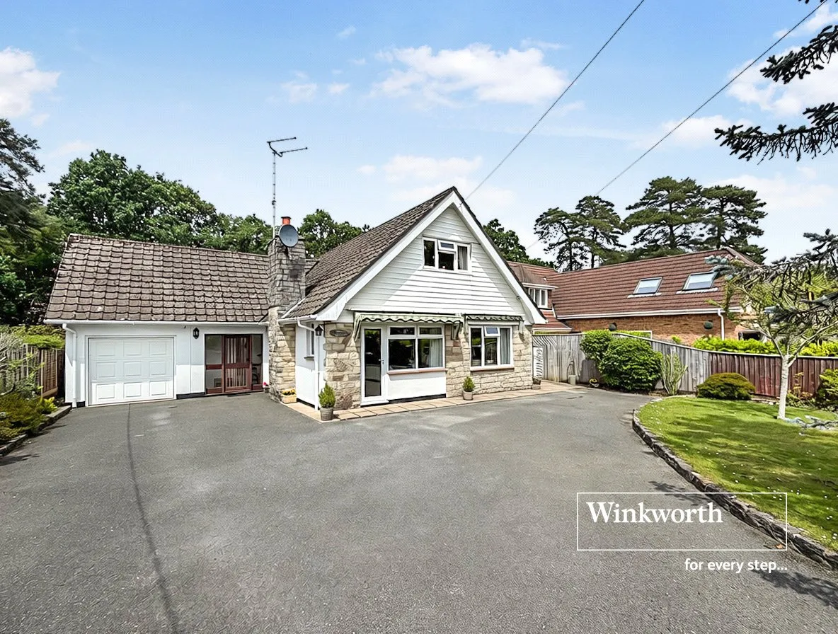 Lions Lane, Ashley Heath, Ringwood, Dorset, BH24, photo 2