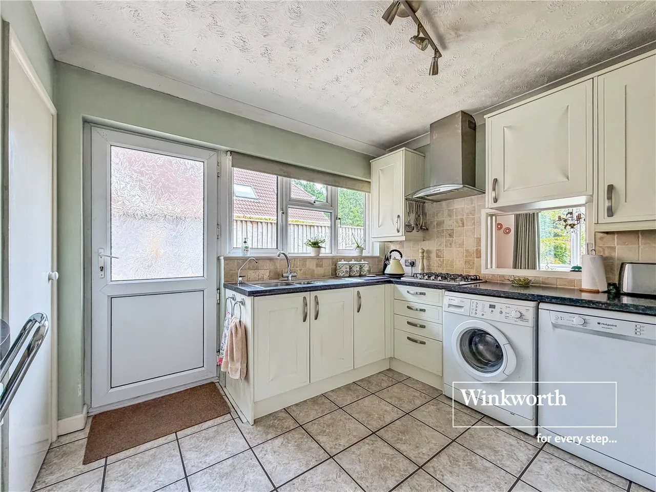 Lions Lane, Ashley Heath, Ringwood, Dorset, BH24, photo 5