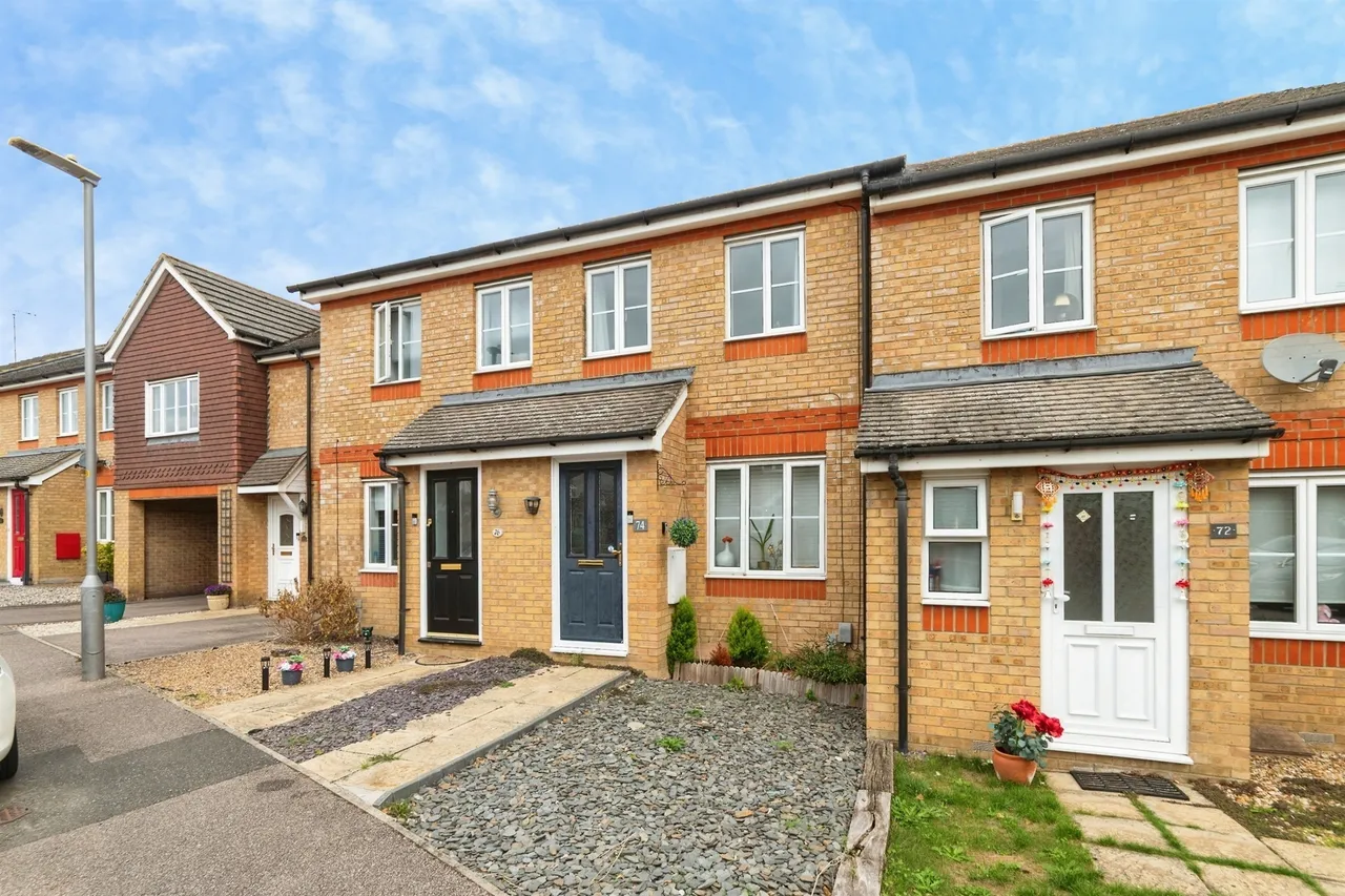 2 bed house for sale, The Chilterns, Stevenage, SG1