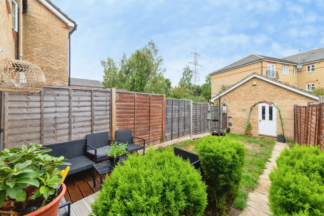 The Chilterns, Stevenage, SG1, photo 2