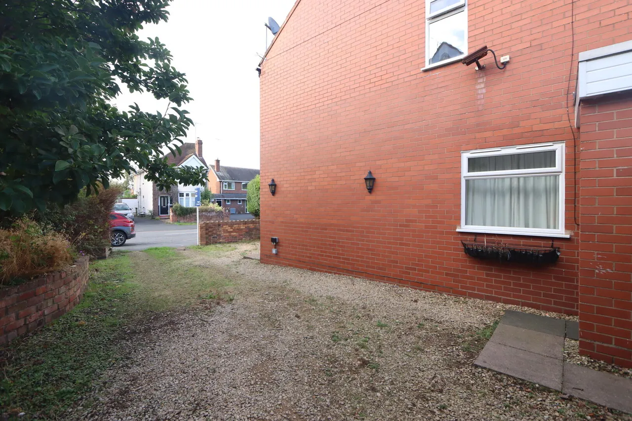 Mason Road, Kidderminster, Worcestershire, photo 42