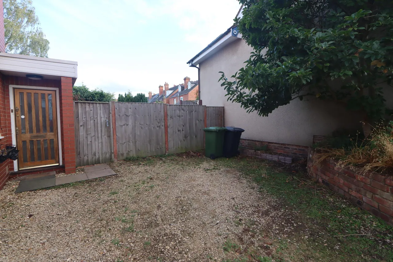 Mason Road, Kidderminster, Worcestershire, photo 41