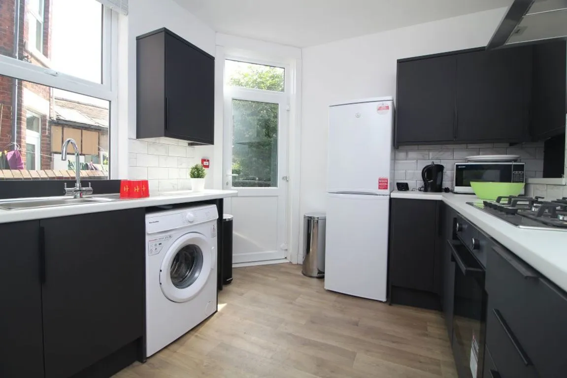 Staniforth Road, S9, photo 5