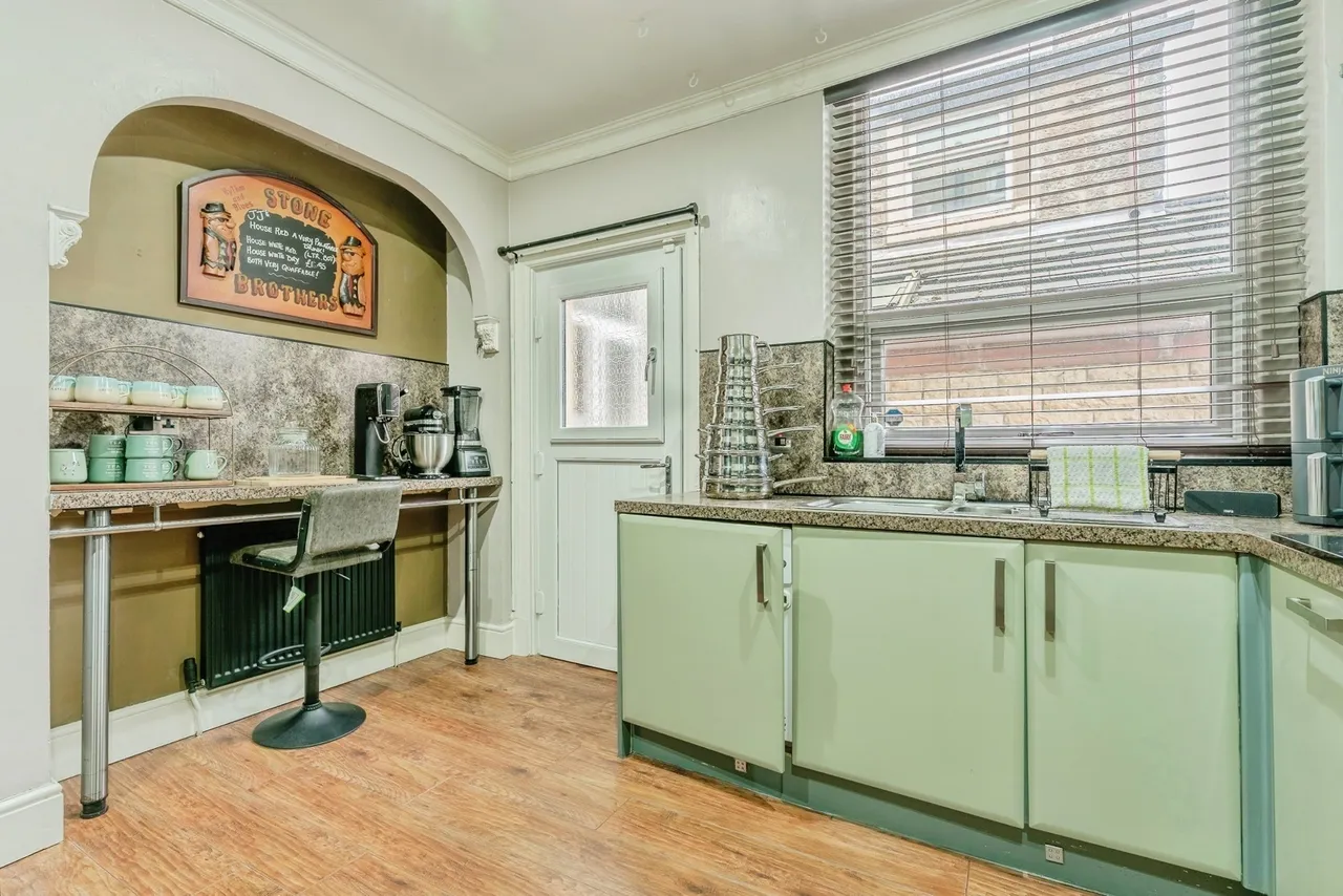 Brown Street West, Colne, BB8, photo 10