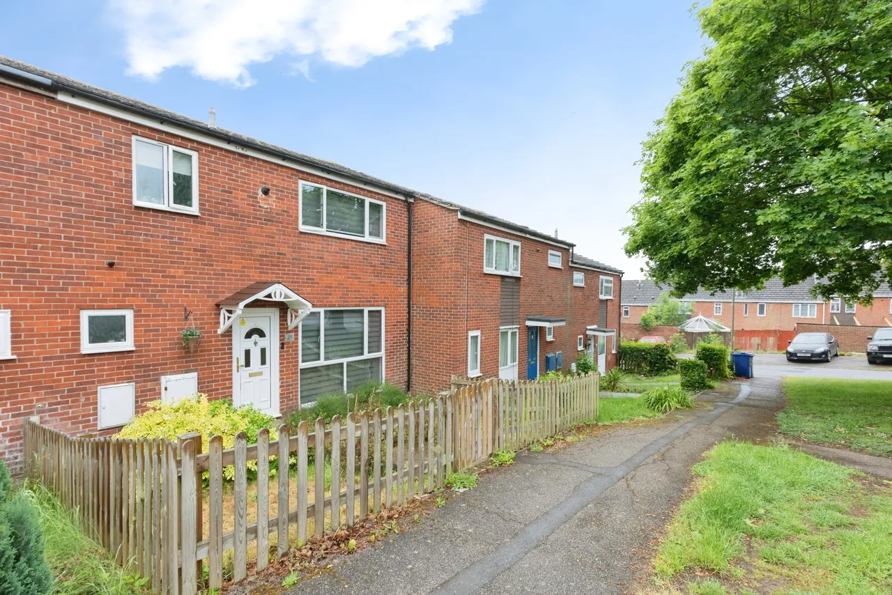3 bed house to rent, Forgeway, Banbury, OX16
