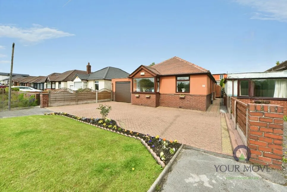 2 bed house for sale — Rochdale Road, Shaw, Greater Manchester, OL2