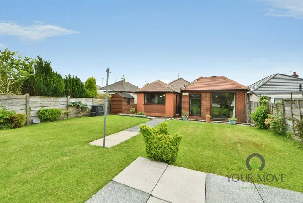 Rochdale Road, Shaw, Greater Manchester, OL2, photo 11