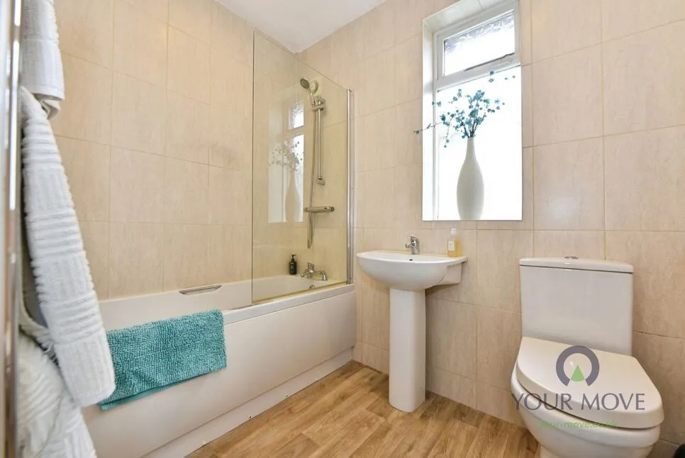 Rochdale Road, Shaw, Greater Manchester, OL2, photo 9