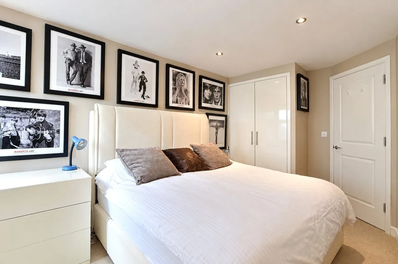 Reed House, 21 Durnsford Road, Wimble..., photo 7