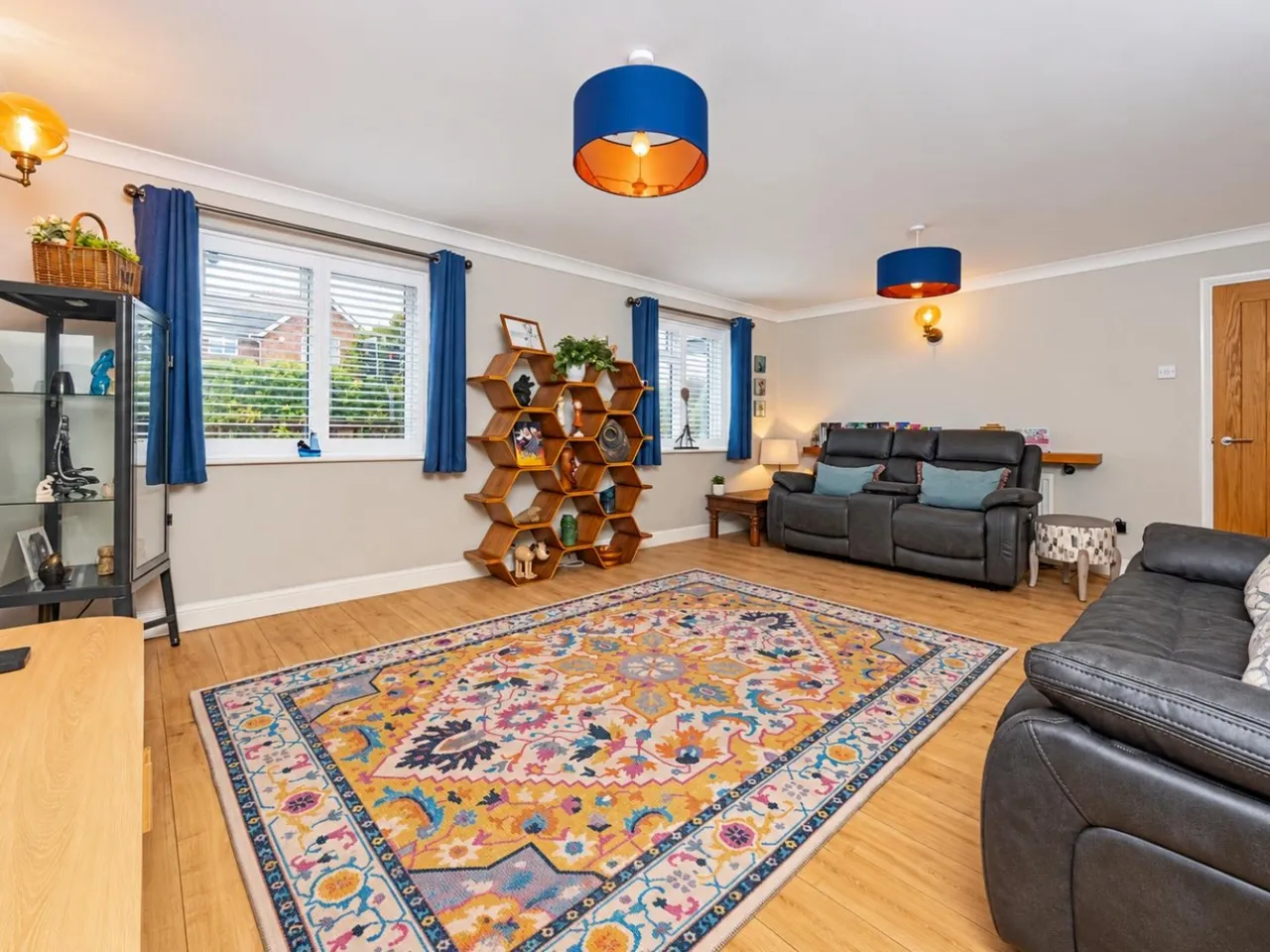 London Road, Aston Clinton, HP22, photo 5