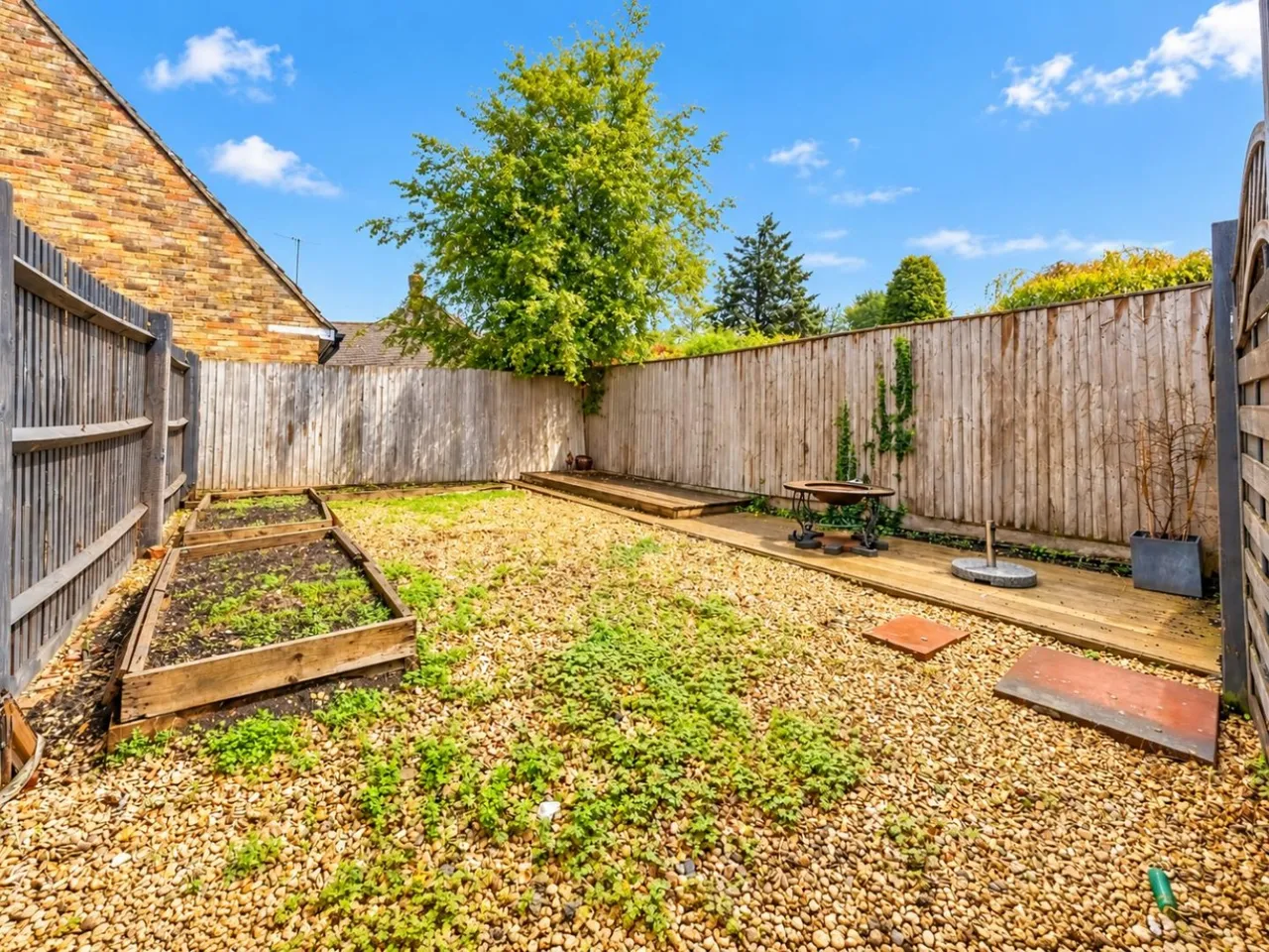 London Road, Aston Clinton, HP22, photo 25