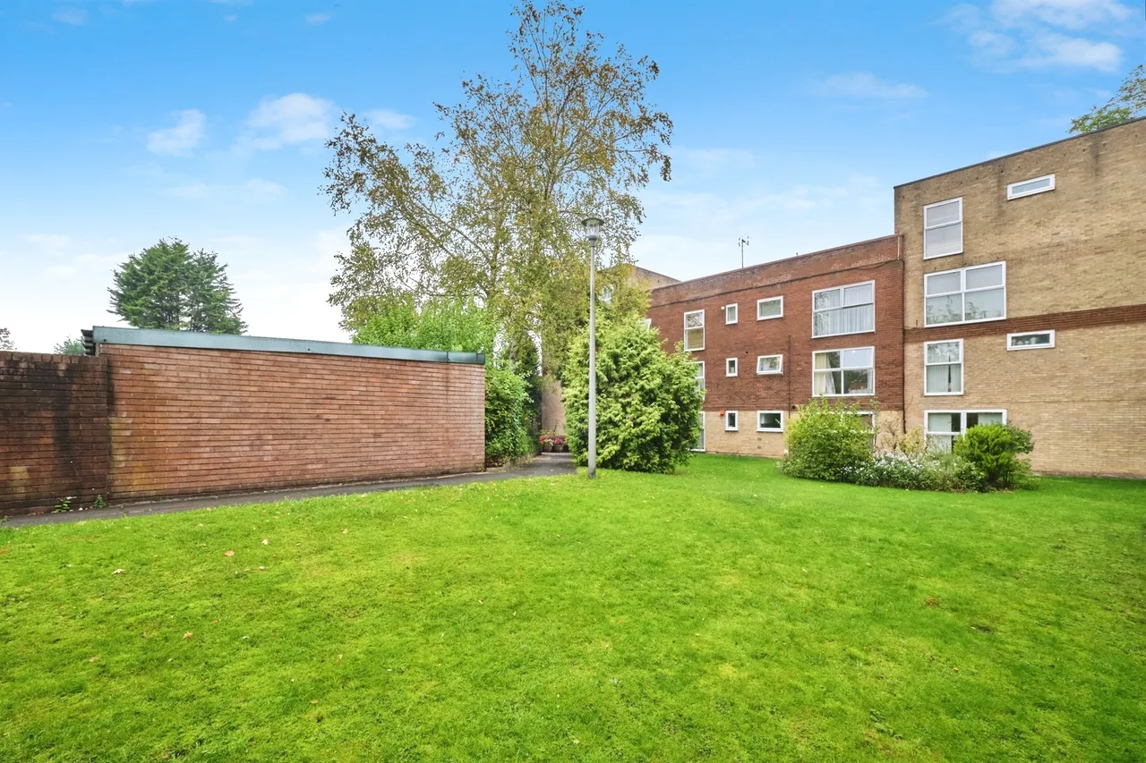 Hamstead Hall Road, Birmingham, photo 11