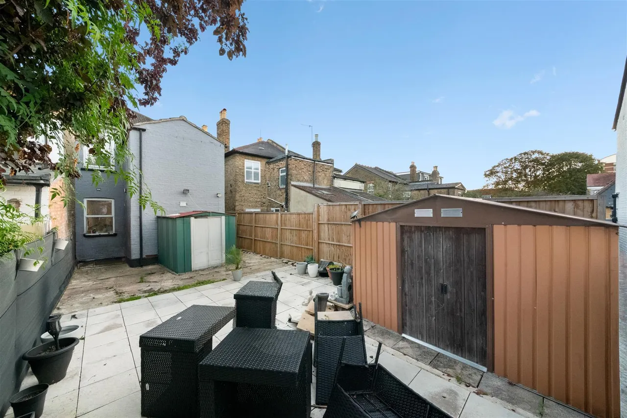 Grove Road, Hounslow, photo 14