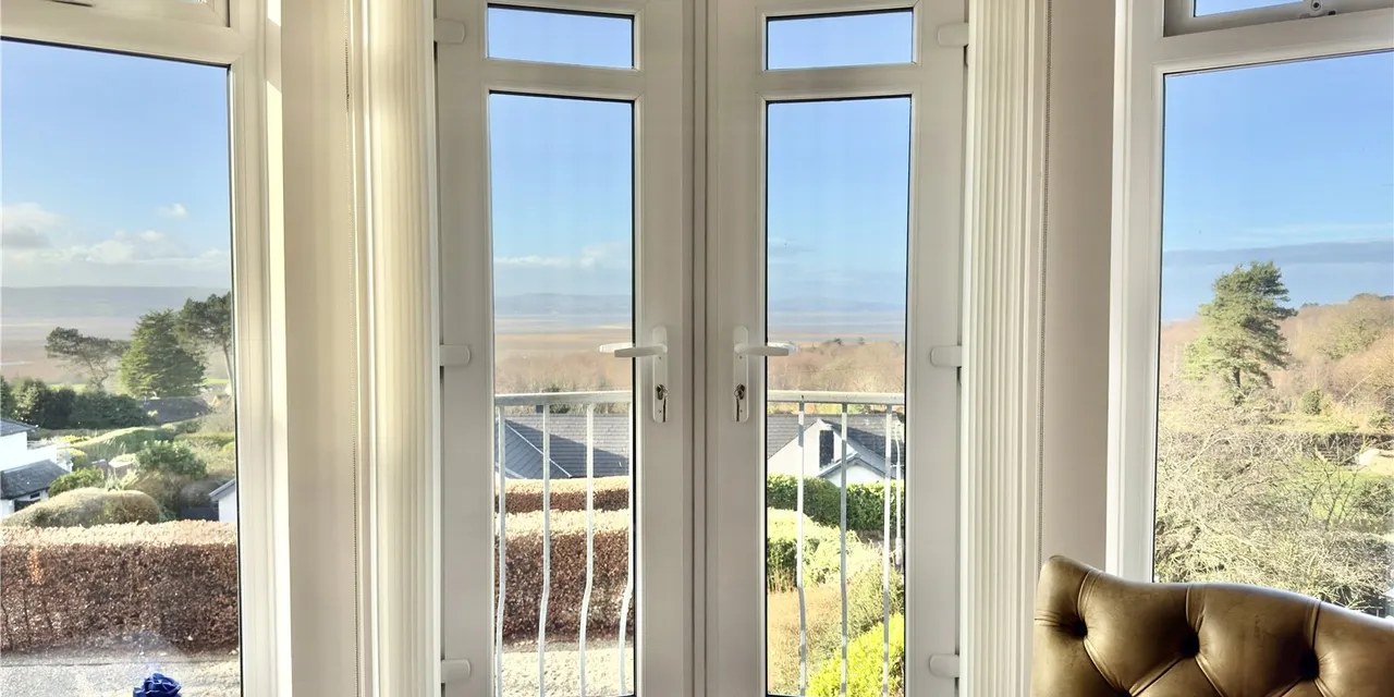 Thurstaston Road, Heswall, CH60, photo 4