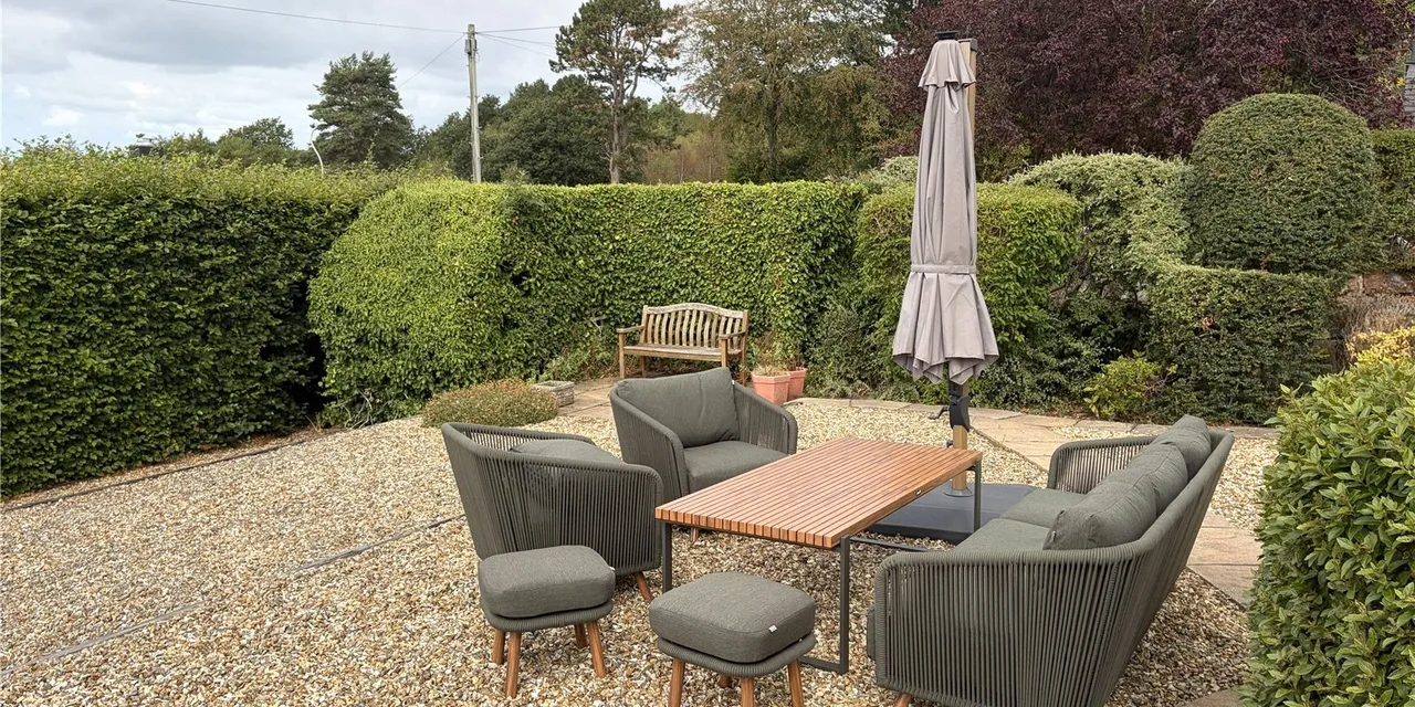 Thurstaston Road, Heswall, CH60, photo 20