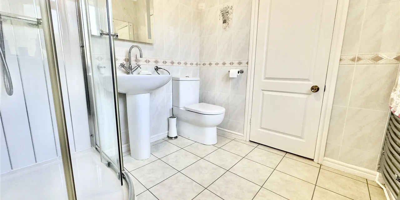 Thurstaston Road, Heswall, CH60, photo 16
