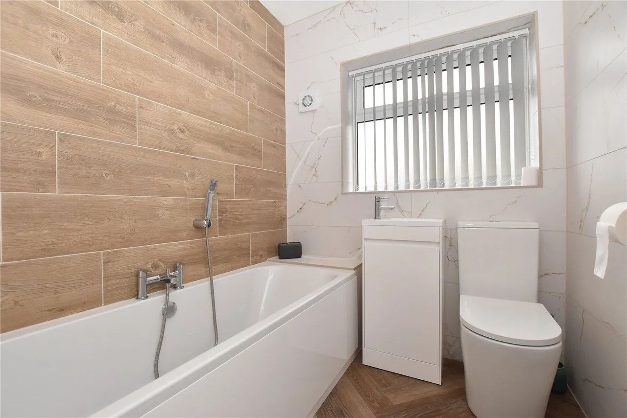 Kelmscott Gardens, Leeds, LS15, photo 6