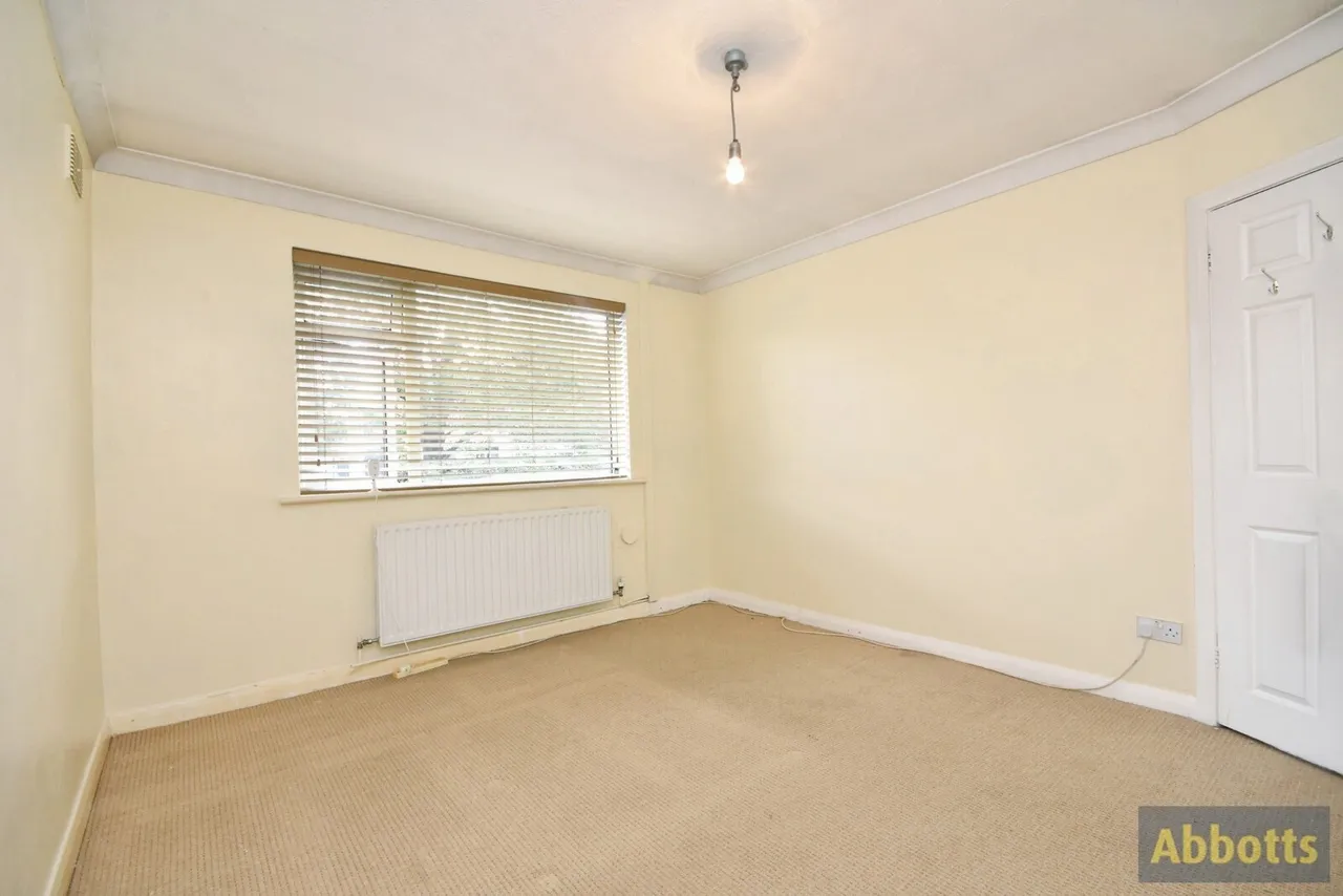 Louis Drive East, Rayleigh, Essex, SS6, photo 13