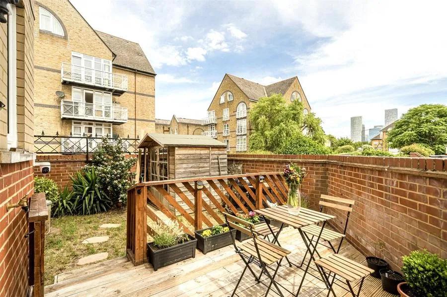 Garter Way, London, SE16, photo 6