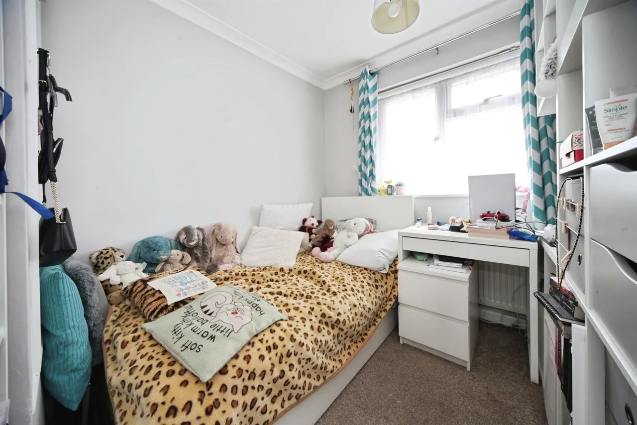 Yew Street, Houghton Regis, LU5, photo 8