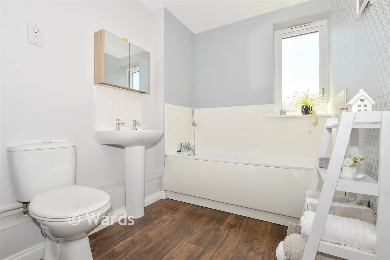 Hawley Drive, Leybourne, ME19, photo 10
