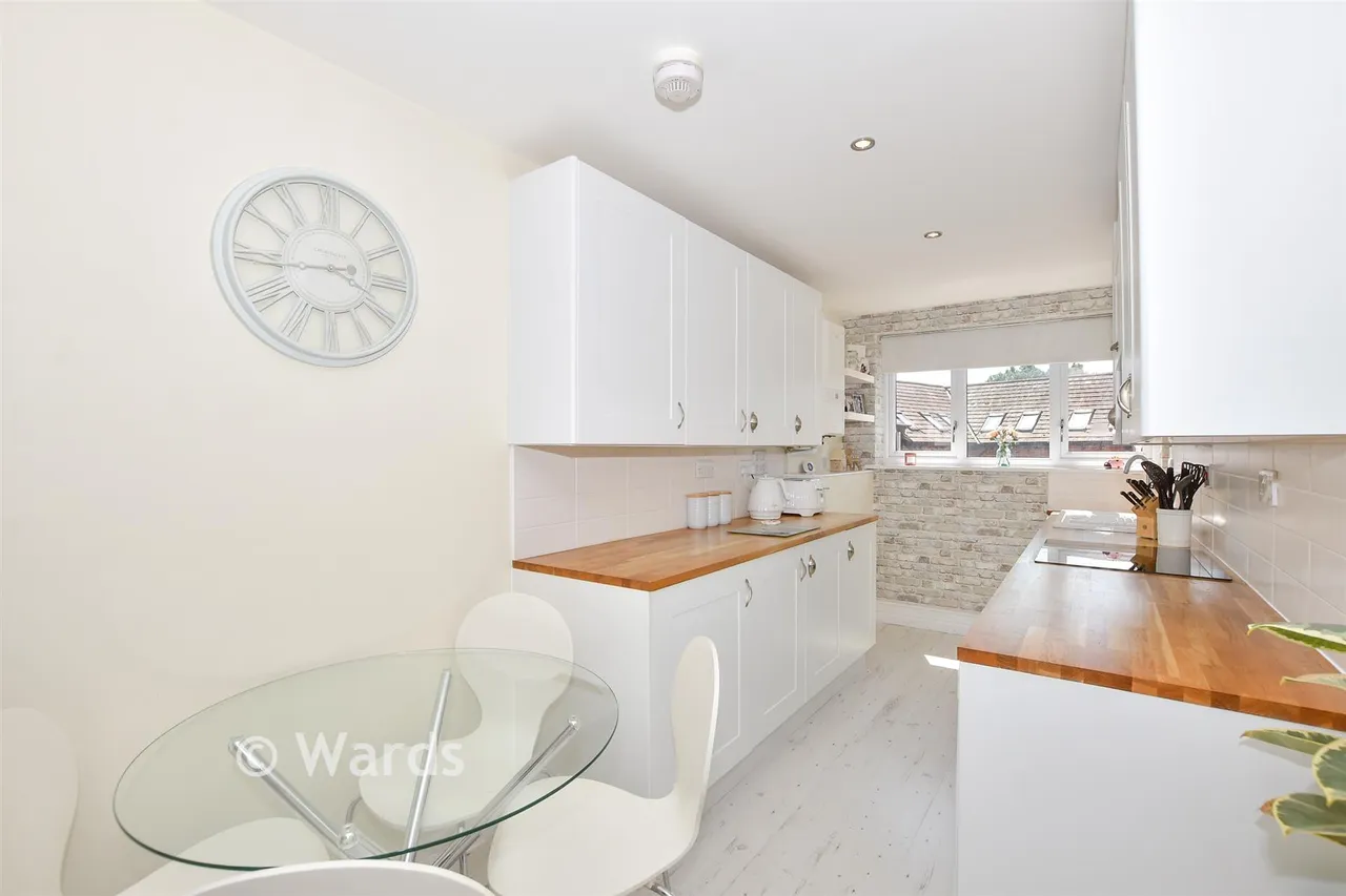 Hawley Drive, Leybourne, ME19, photo 3