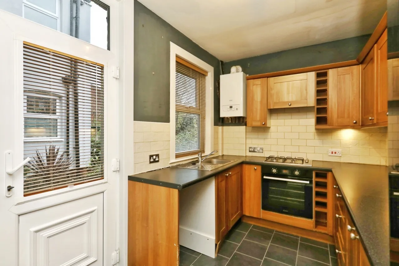 Sandford Grove Road, Sheffield, S7, photo 2