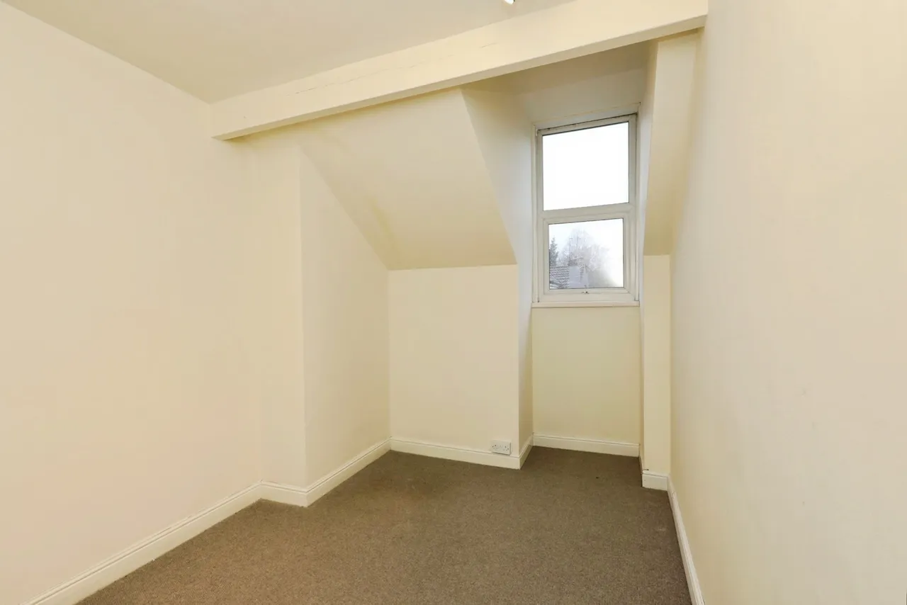 Sandford Grove Road, Sheffield, S7, photo 22