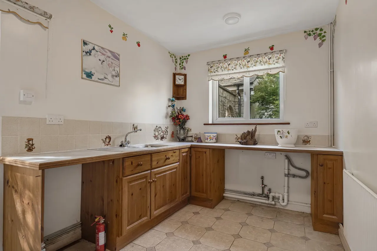 Blacksmith Lane, Prestbury, GL52, photo 16