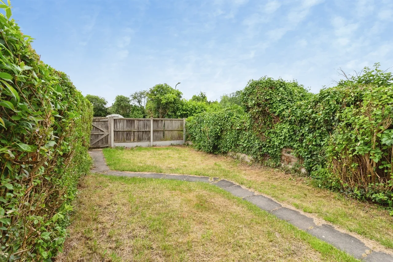 Oxford Gardens, Stafford, ST16, photo 5