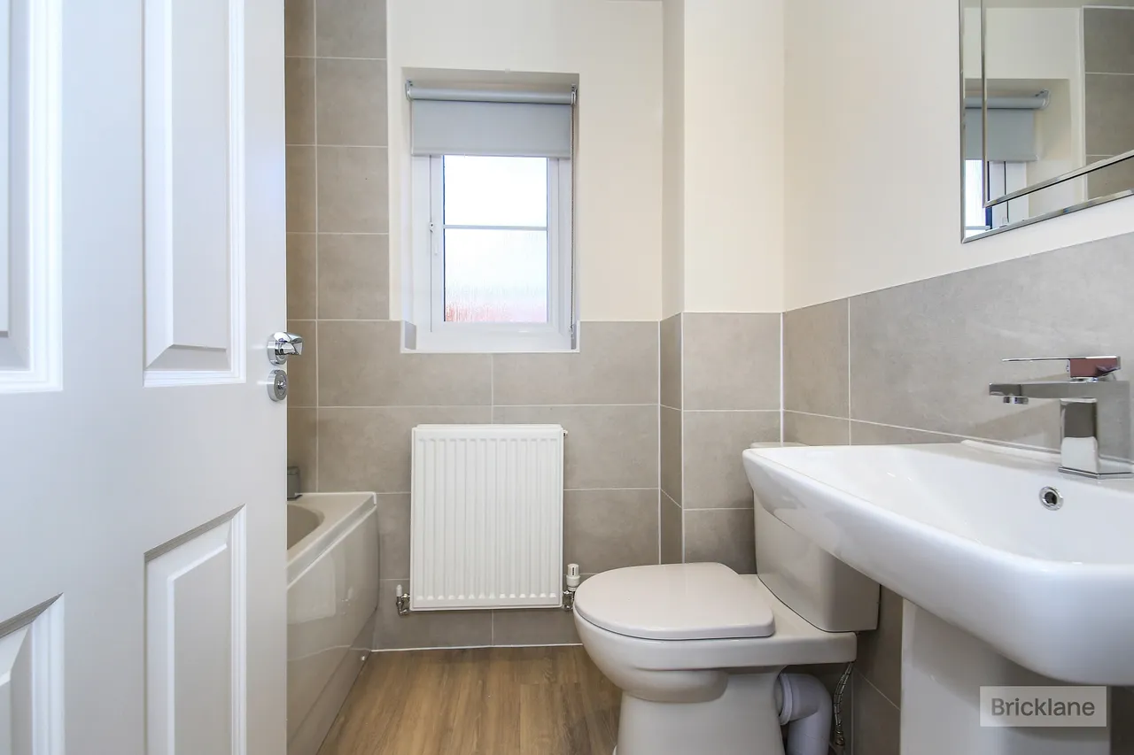Almond Avenue, Peterborough, PE7, photo 6