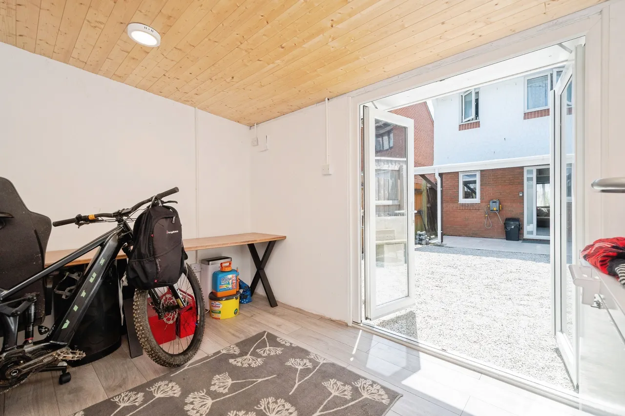 Finch Close, Plymouth, PL3, photo 16