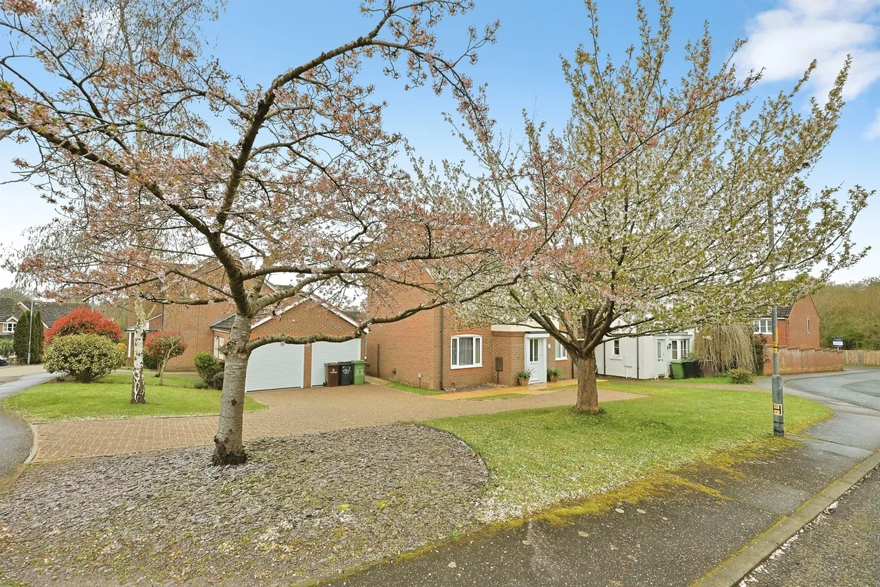Wallace Close, Dereham, NR19, photo 21