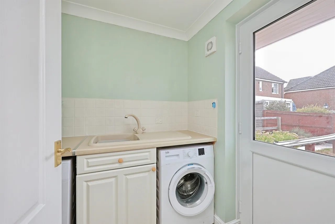 Wallace Close, Dereham, NR19, photo 9