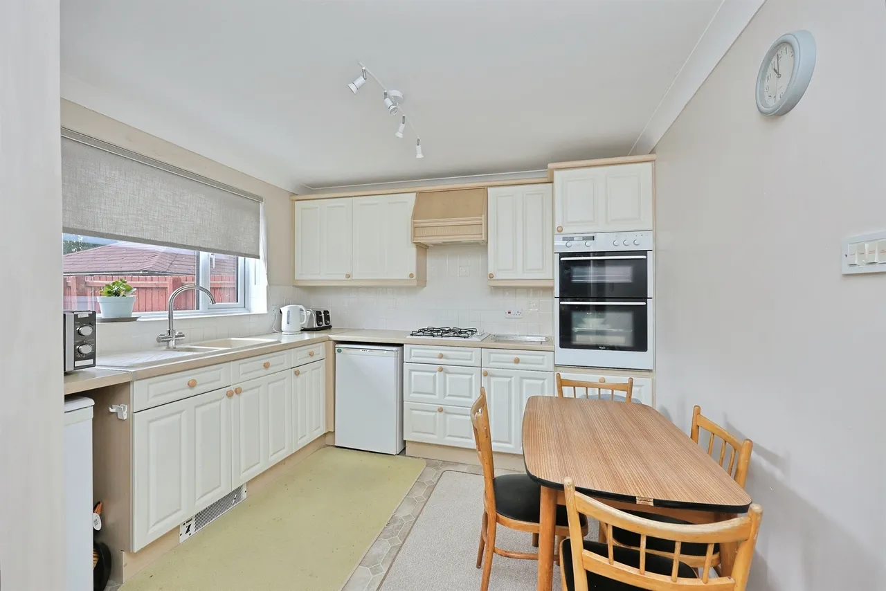Wallace Close, Dereham, NR19, photo 6
