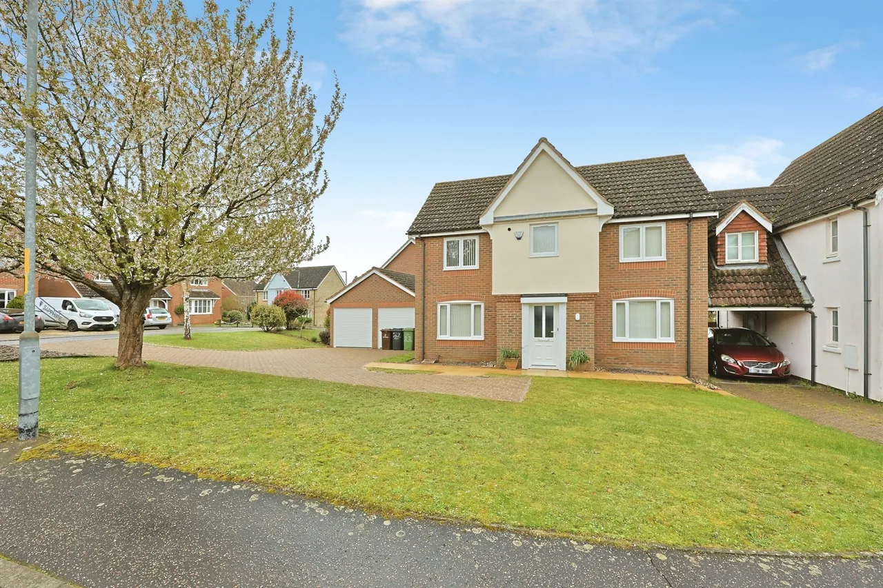 4 bed house for sale, Wallace Close, Dereham, NR19