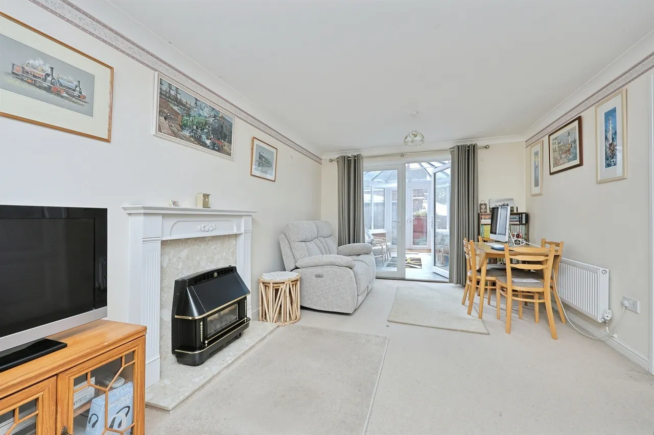 Wallace Close, Dereham, NR19, photo 5