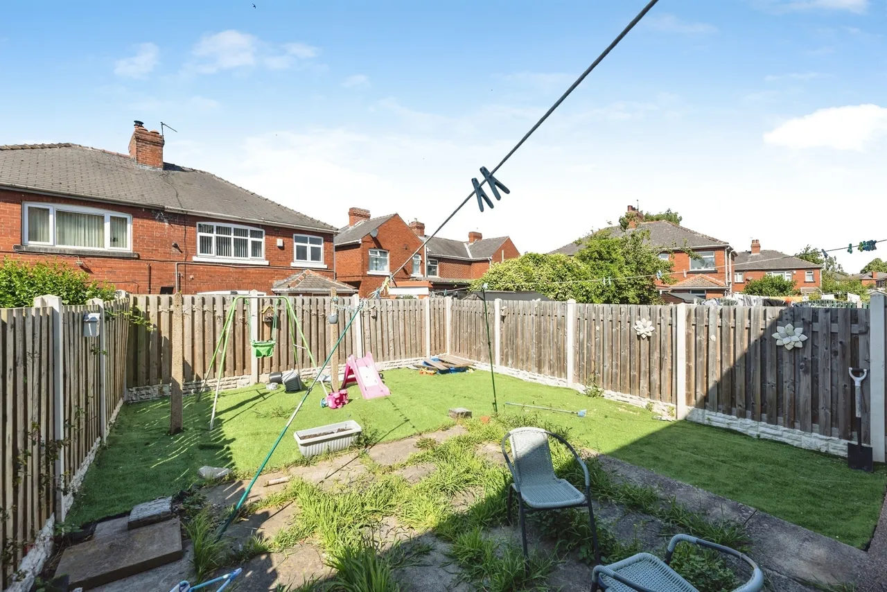 Darfield Road, Cudworth, S72, photo 15