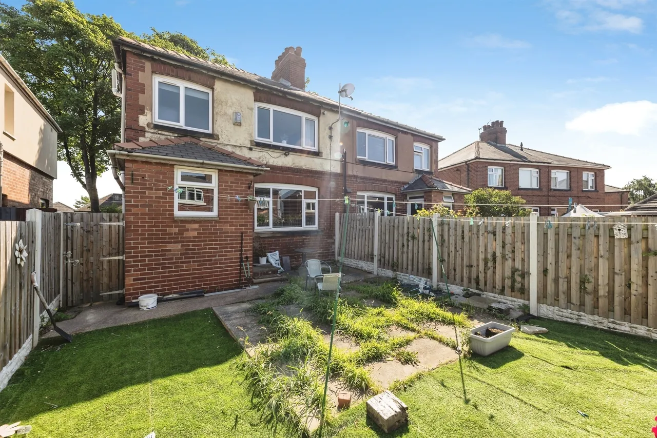 Darfield Road, Cudworth, S72, photo 16
