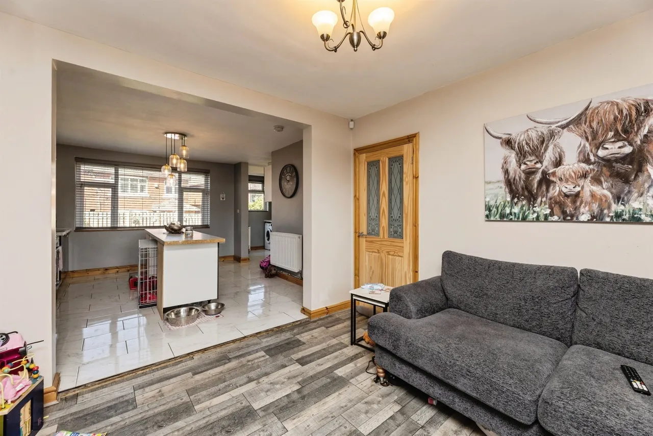 Darfield Road, Cudworth, S72, photo 4