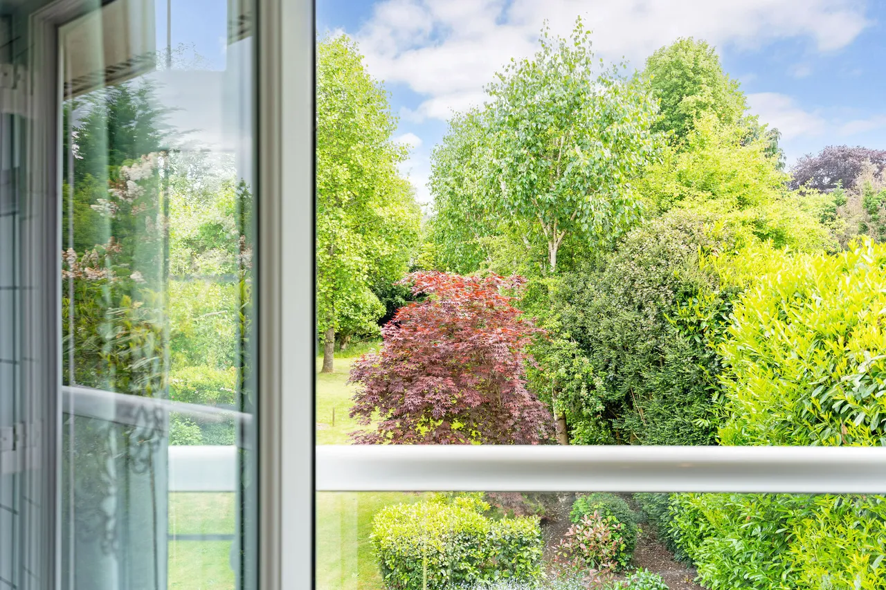 Hale House Lane, Churt, GU10, photo 20