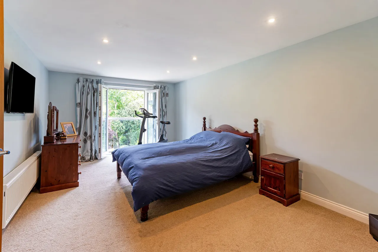 Hale House Lane, Churt, GU10, photo 6
