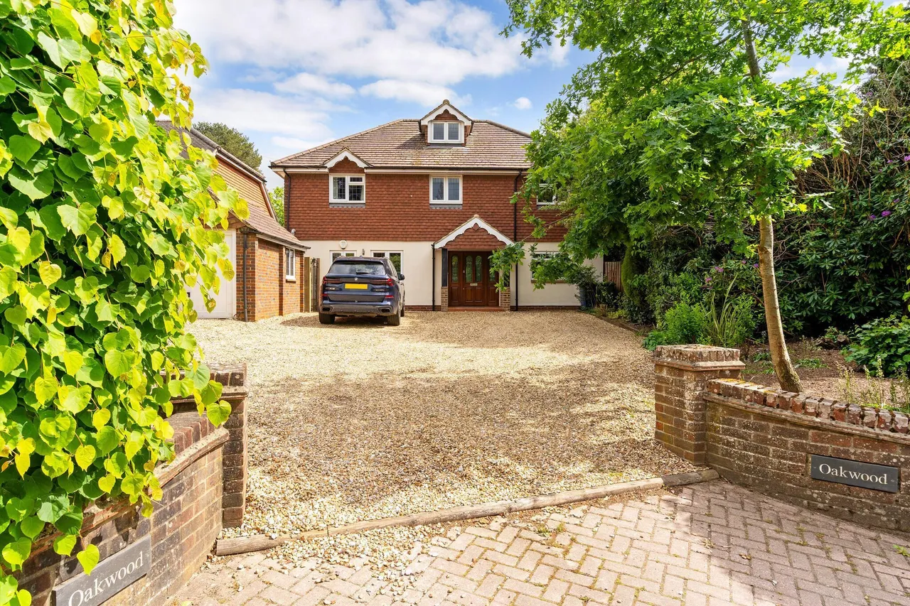 5 bed house for sale, Hale House Lane, Churt, GU10