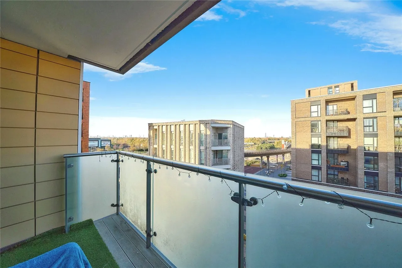Gallions Road, LONDON, London, E16, photo 5