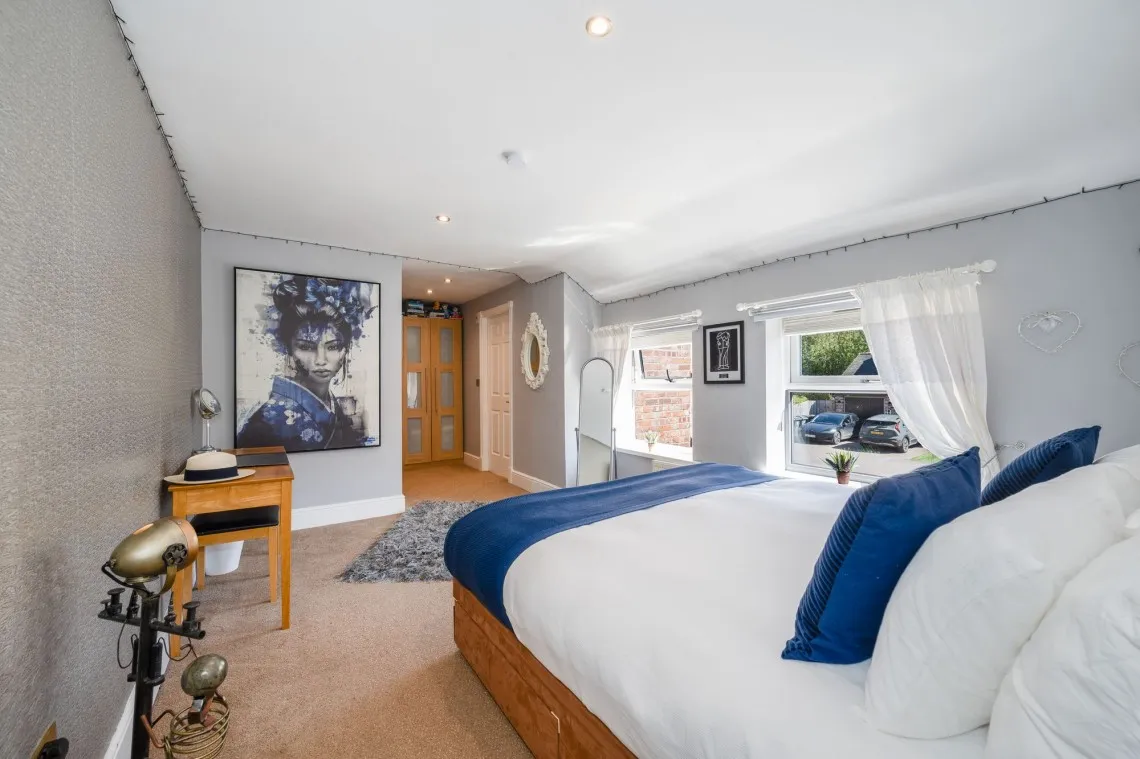 The Hollies, Aughton, L39, photo 26
