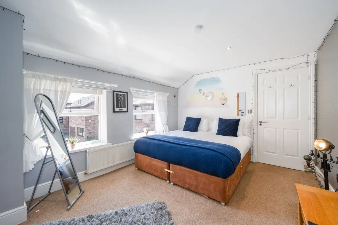 The Hollies, Aughton, L39, photo 27