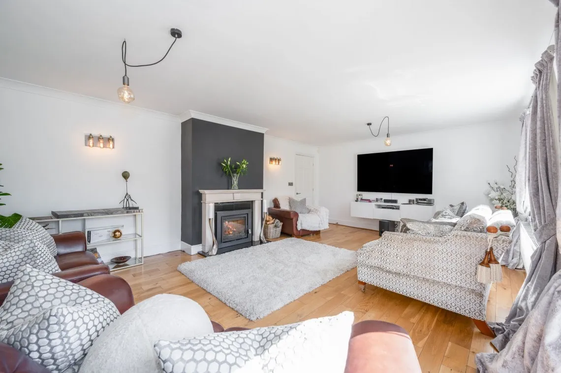 The Hollies, Aughton, L39, photo 5