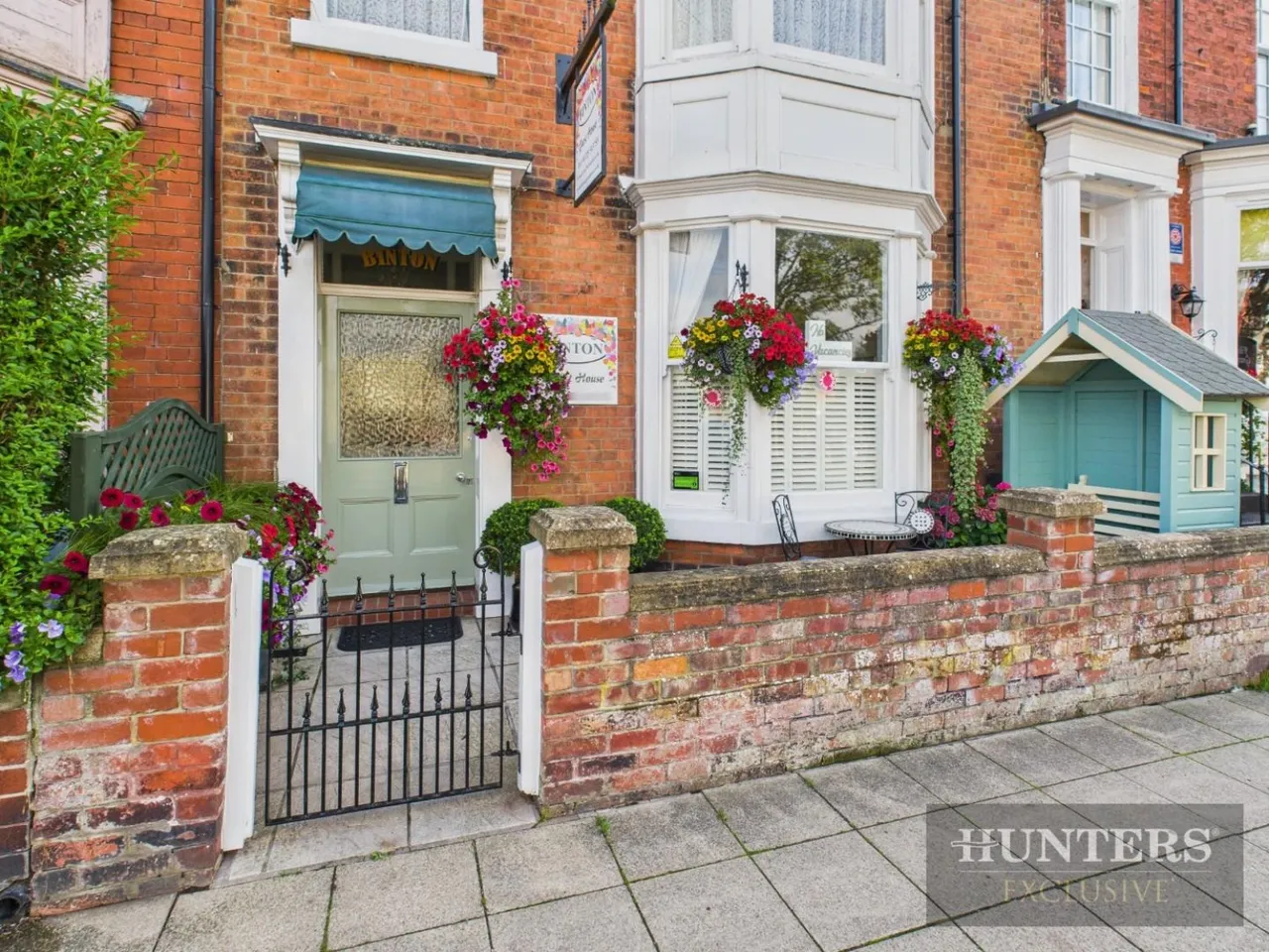 9 bed house for sale, West Avenue, Filey, YO14