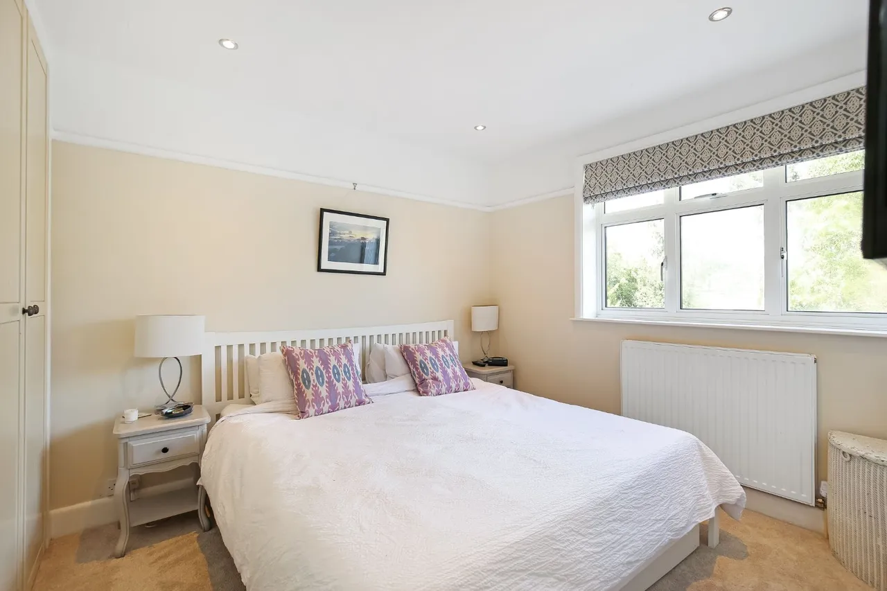 Middle Street, Salisbury, Wiltshire, SP2 8LL, photo 8